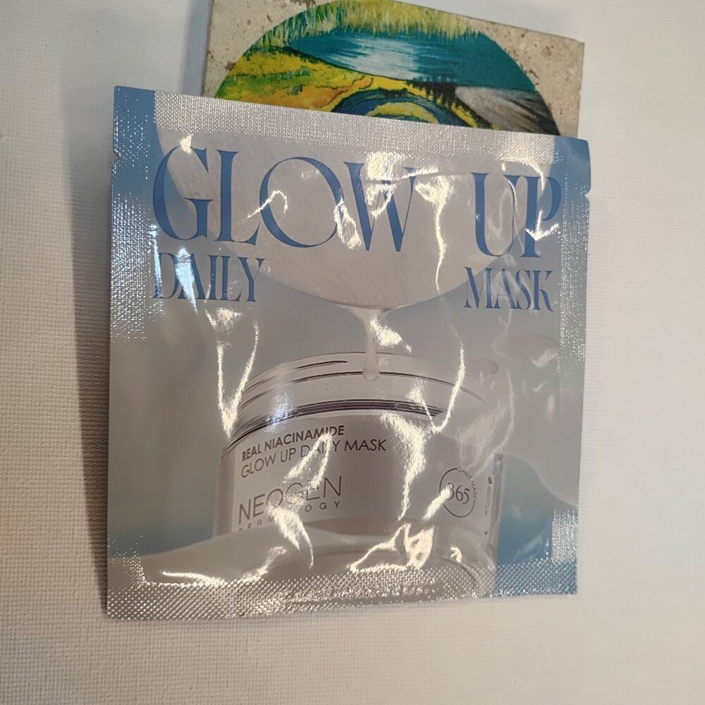 NEOGEN Real Niacinamide Glow Up Daily Mask - 2 pads